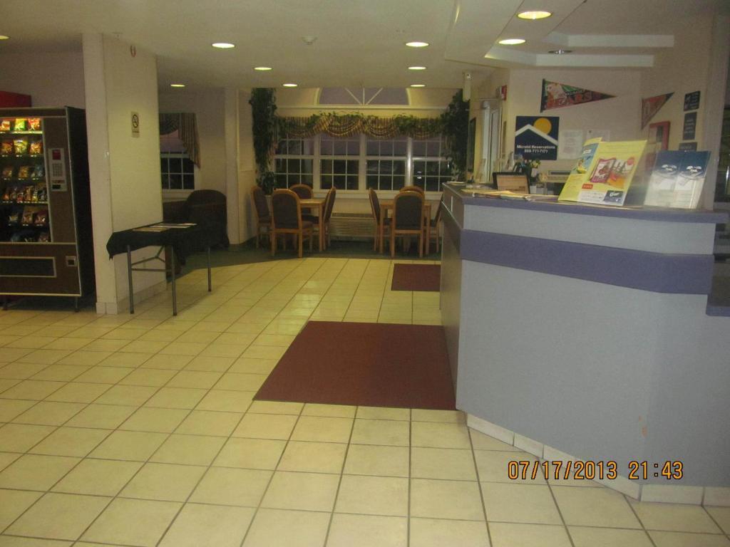 Microtel Inn By Wyndham Champaign Buitenkant foto